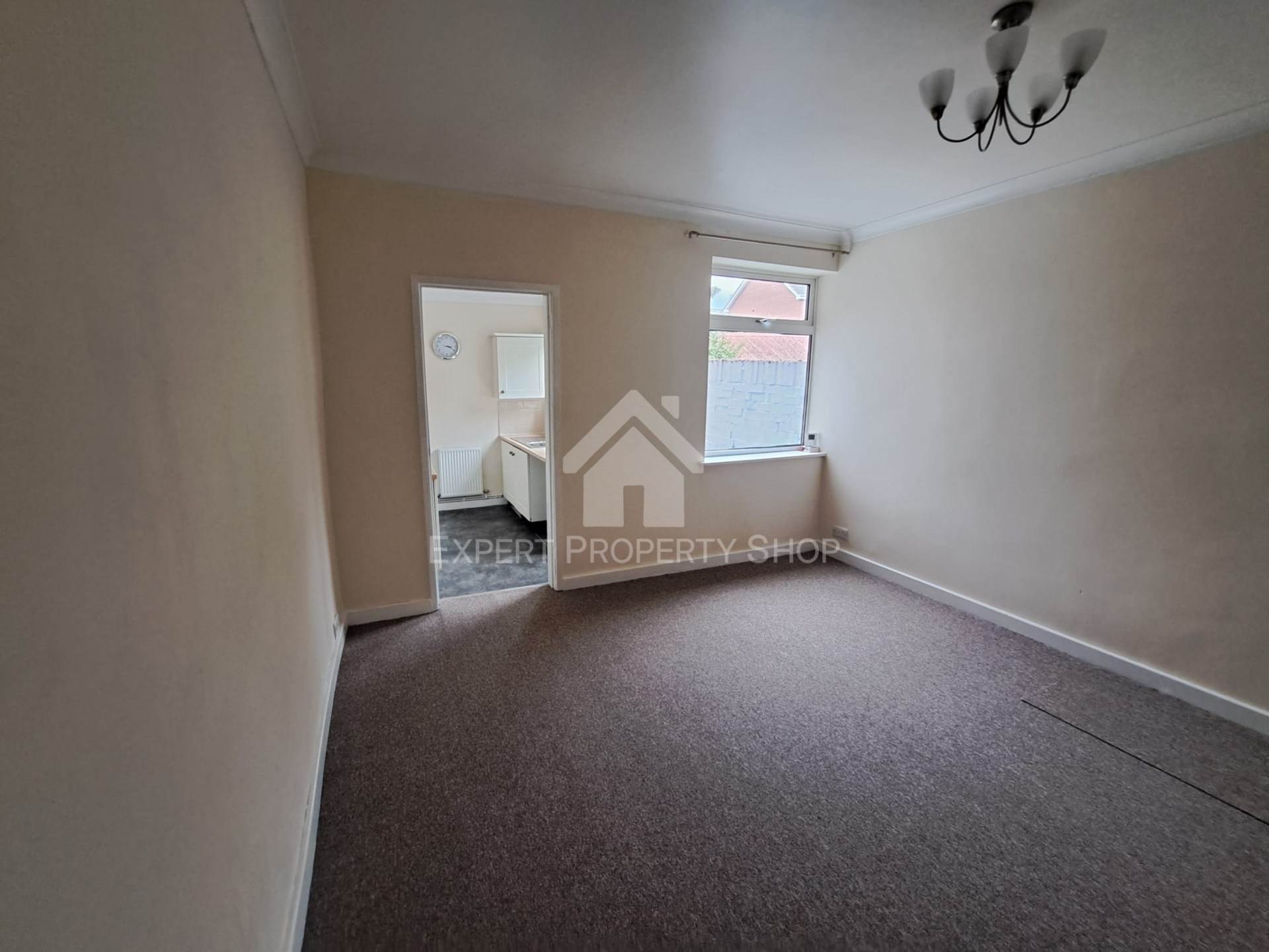 Victoria Road, Worksop, Notts, Image 2