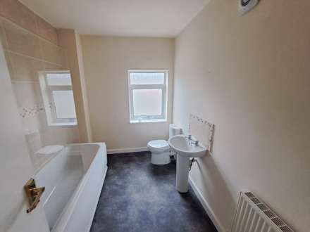 Victoria Road, Worksop, Notts, Image 5
