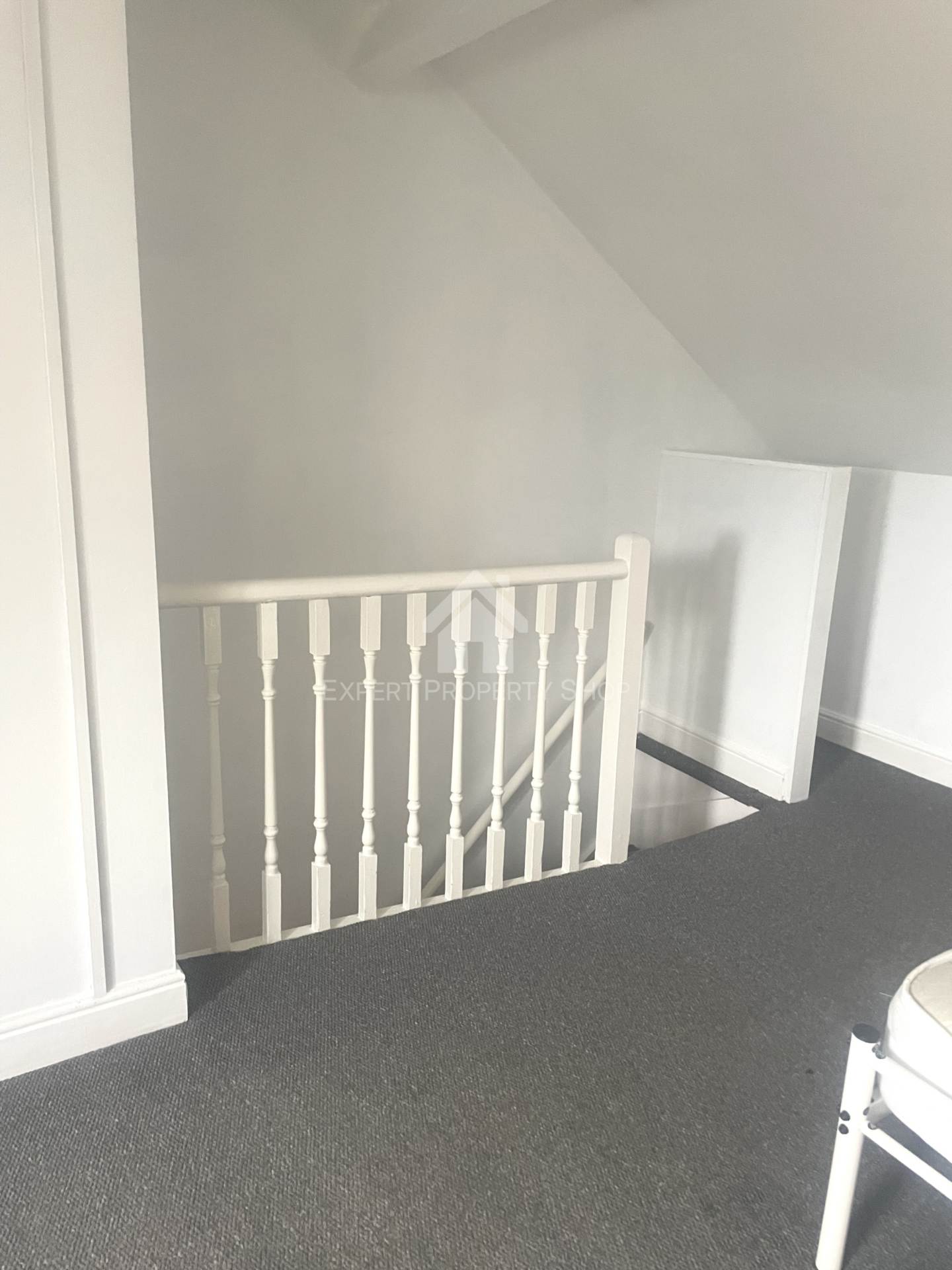 **EN-SUITE ROOM**Room 6,  Bentley  Road, Doncaster, Image 7