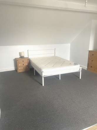 1 Bedroom Room, **EN-SUITE ROOM**Room 6,  Bentley  Road, Doncaster