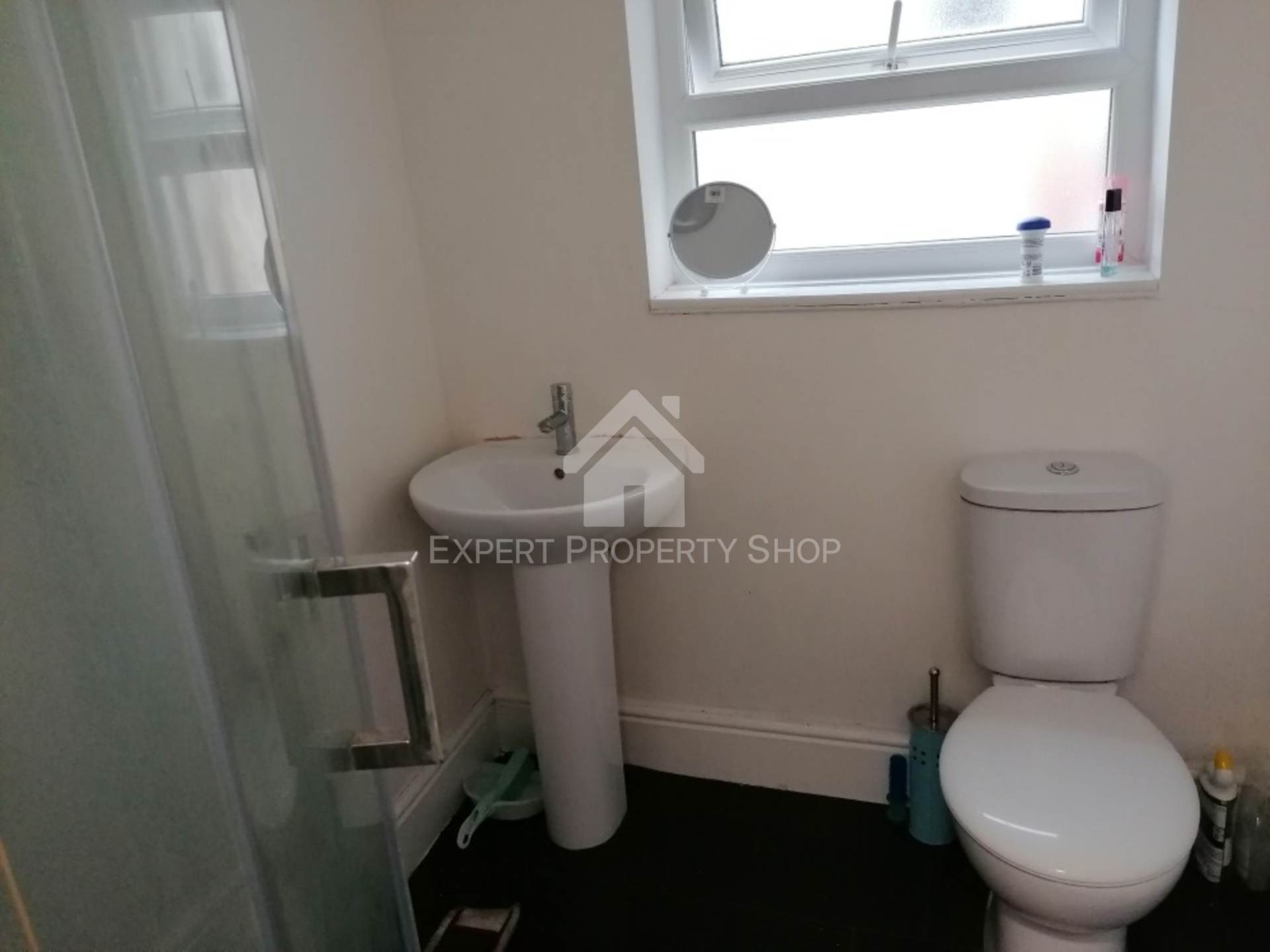 **AVAILABLE NOW** Watson Road.Worksop, Nottinghamshire, Image 4