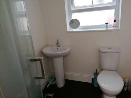 **AVAILABLE NOW** Watson Road.Worksop, Nottinghamshire, Image 4