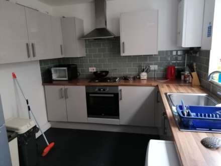 **AVAILABLE NOW** Watson Road.Worksop, Nottinghamshire, Image 5