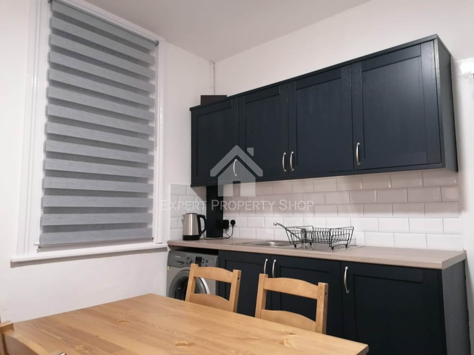 Room 5, 10 Watson Road, Worksop, Nottinghamshire, Image 4
