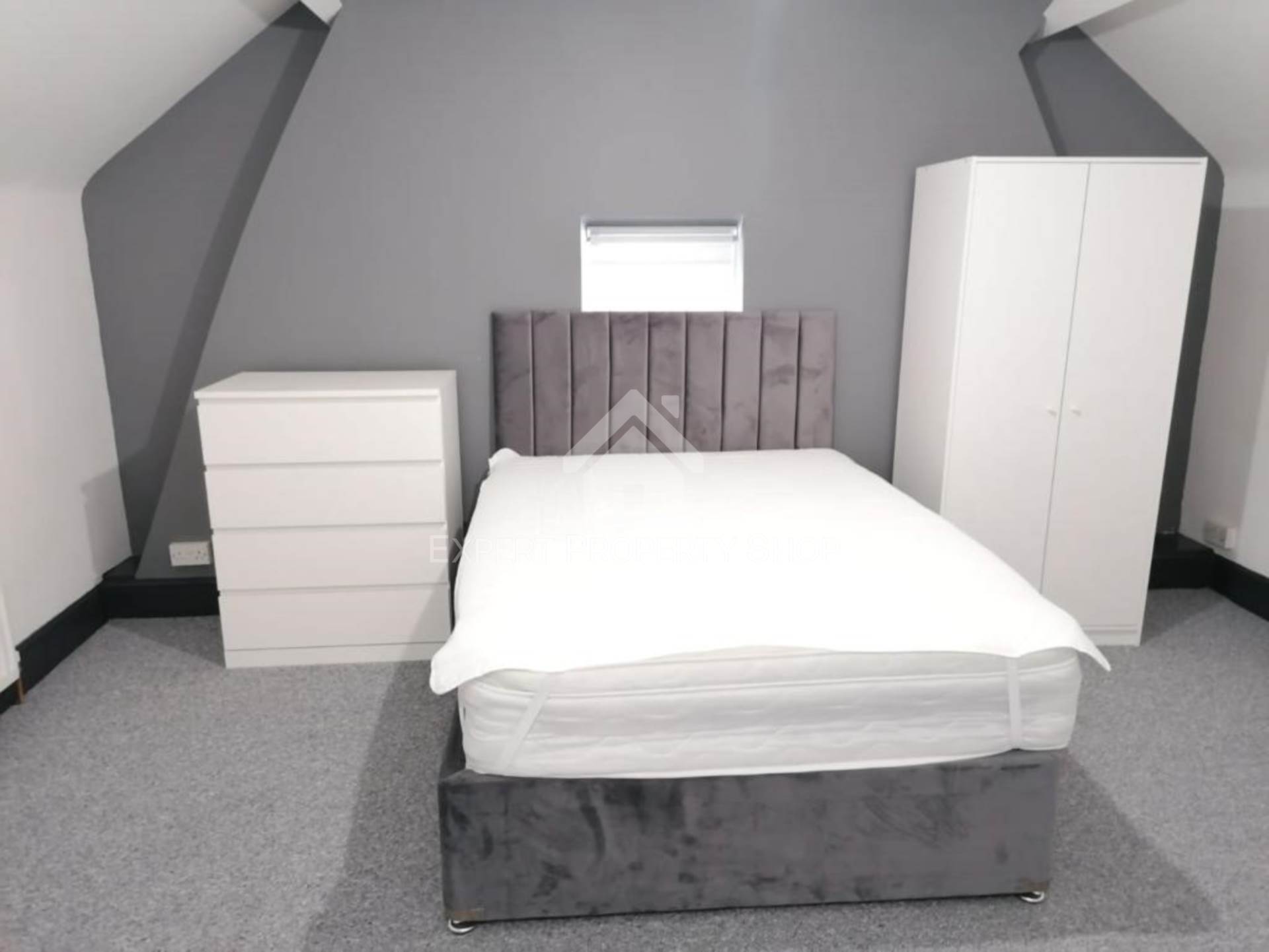 **AVAILABLE NOW***Room 6, 10 Watson Road, Worksop, Image 1