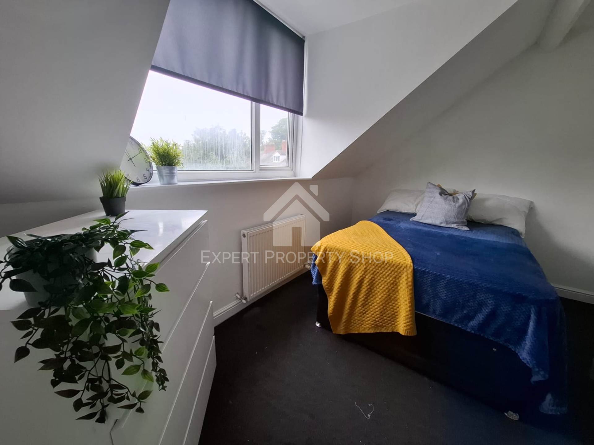 **ROOM AVAILABLE** R4, 77 Newcastle Avenue,Worksop., Image 4