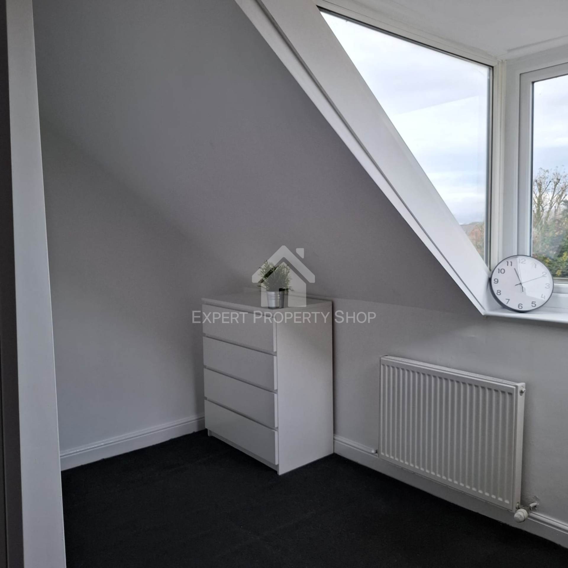*EN-SUITE ROOM* Newcastle Avenue.Worksop, Nottinghamshire, Image 10