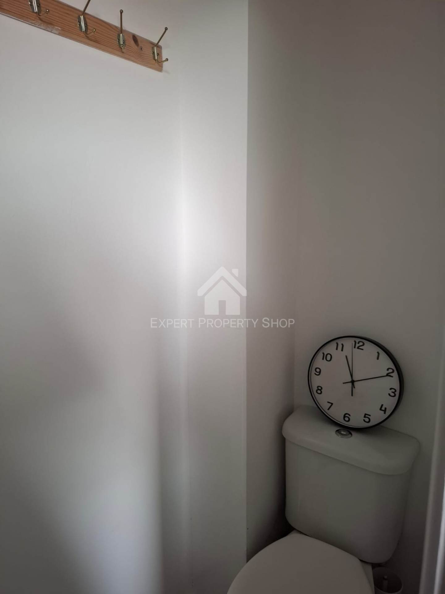 *EN-SUITE ROOM* Newcastle Avenue.Worksop, Nottinghamshire, Image 11