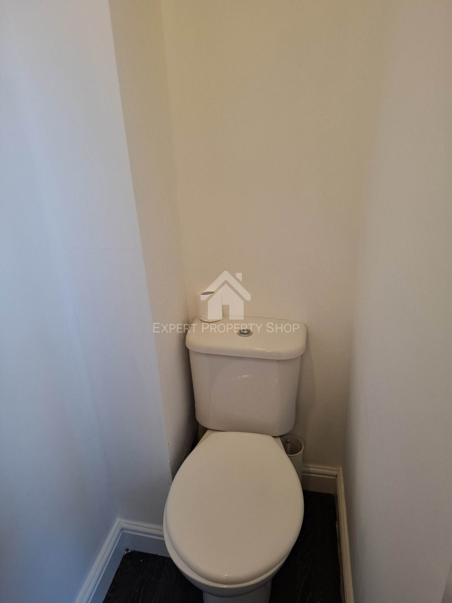 *EN-SUITE ROOM* Newcastle Avenue.Worksop, Nottinghamshire, Image 4