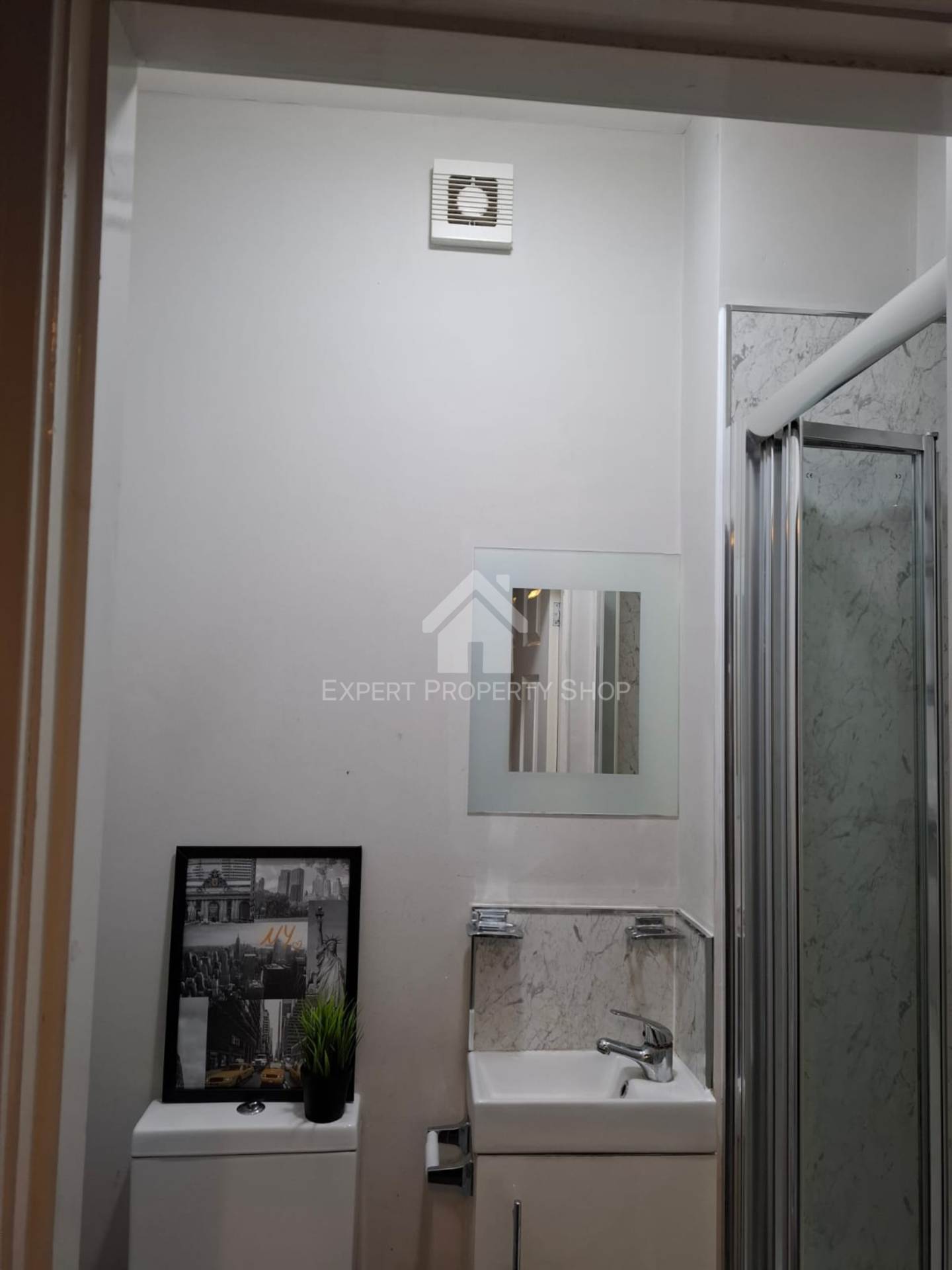 **AVAILABLE NOW**Lockwood Road, Wheatley, Doncaster, Image 5