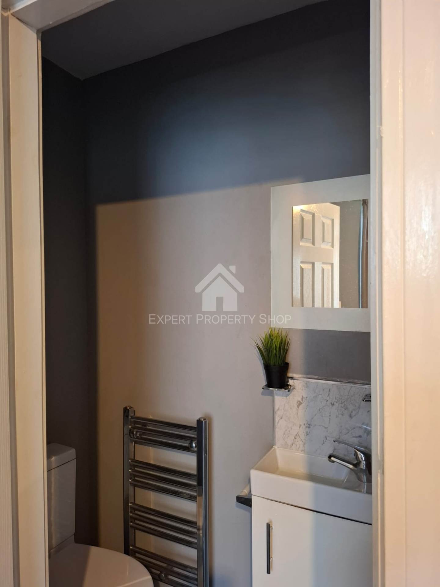 **AVAILABLE NOW**Lockwood Road, Wheatley, Doncaster, Image 8