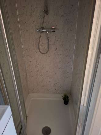 **AVAILABLE NOW**Lockwood Road, Wheatley, Doncaster, Image 6