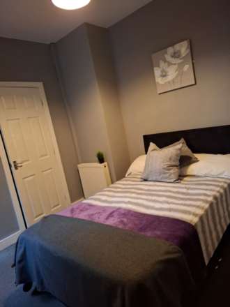 **AVAILABLE NOW**Lockwood Road, Wheatley, Doncaster, Image 3