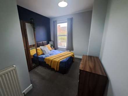 **EnSuite Room** Room 3, 8 Lockwood Road, Doncaster, Image 2