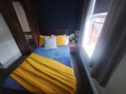 **EnSuite Room** Room 3, 8 Lockwood Road, Doncaster, Image 3