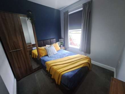 **EnSuite Room** Room 3, 8 Lockwood Road, Doncaster, Image 6