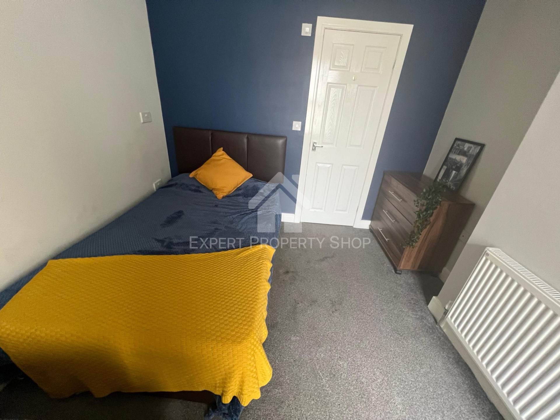 **En-suite Room** Lockwood Road. Wheatley, Doncaster., Image 1