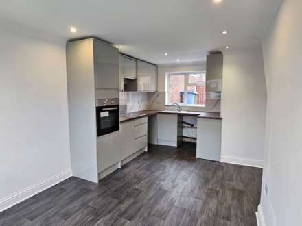 Greenacre Road, Worksop, Image 5