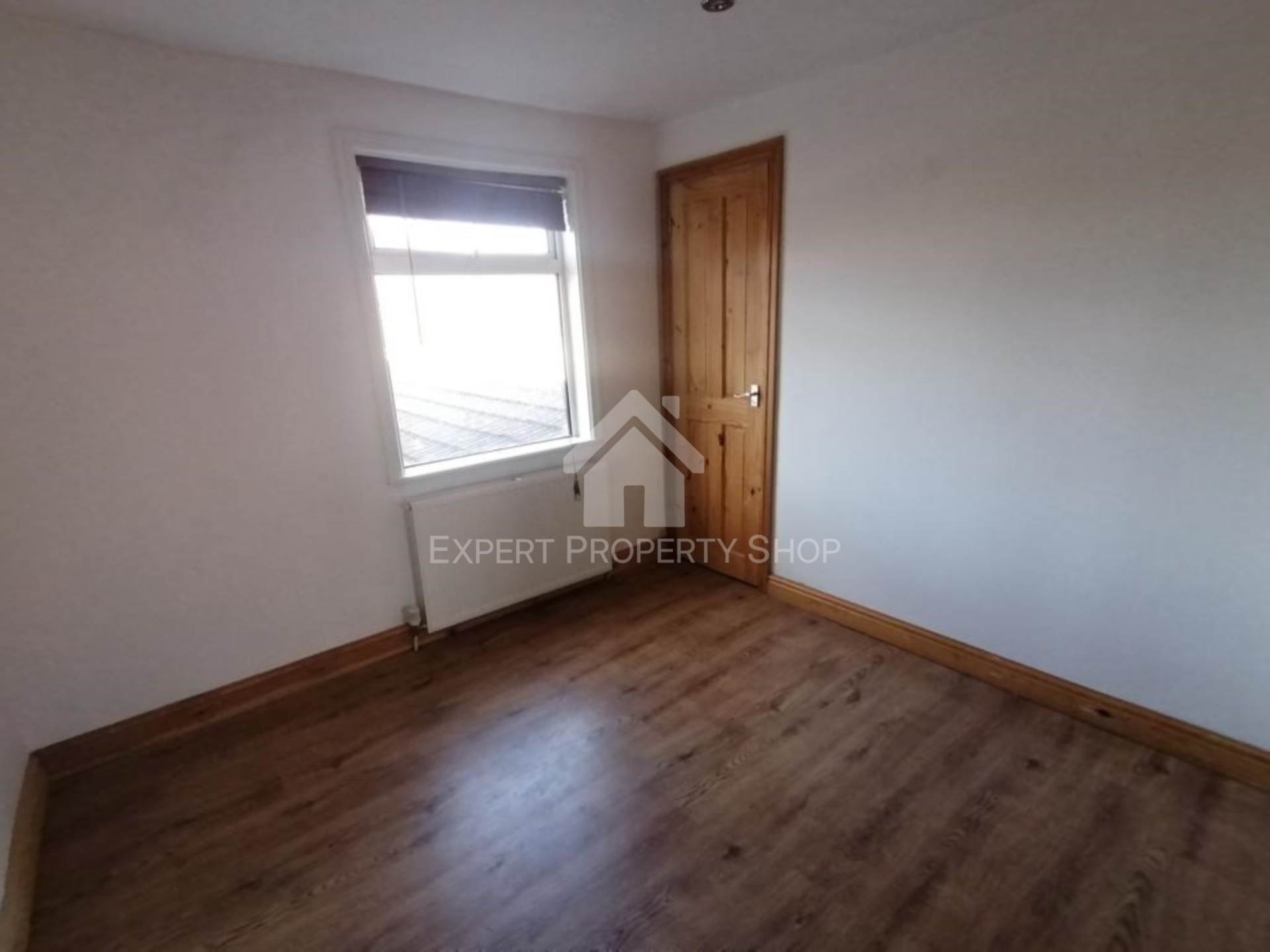**AVAILABLE NOW** Kidgate, Louth, Image 10