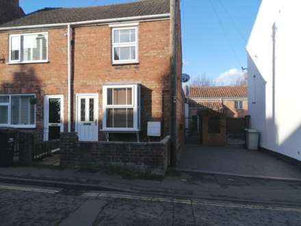 **AVAILABLE NOW** Kidgate, Louth