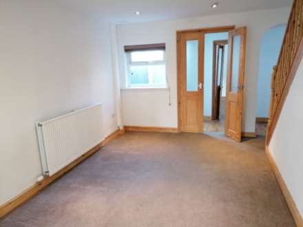 **AVAILABLE NOW** Kidgate, Louth, Image 4