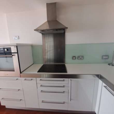 **AVAILABLE MAY** Flat 10, 4 St Peters Close, Sheffield, Image 4