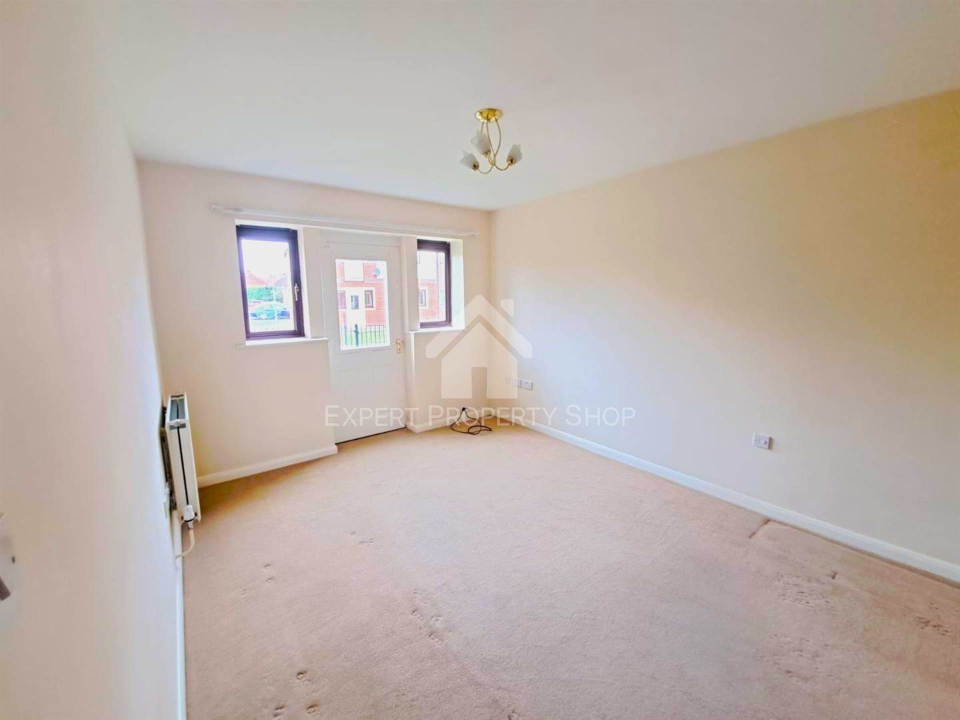 The Pines, Worksop, Nottinghamshire, Image 2