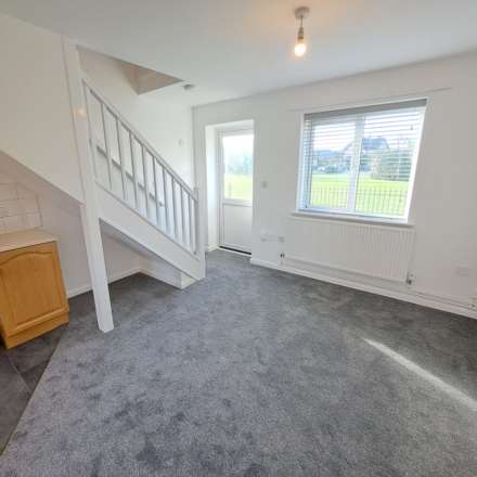 The Pines, Worksop, Nottinghamshire, Image 3