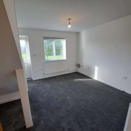 The Pines, Worksop, Nottinghamshire, Image 4