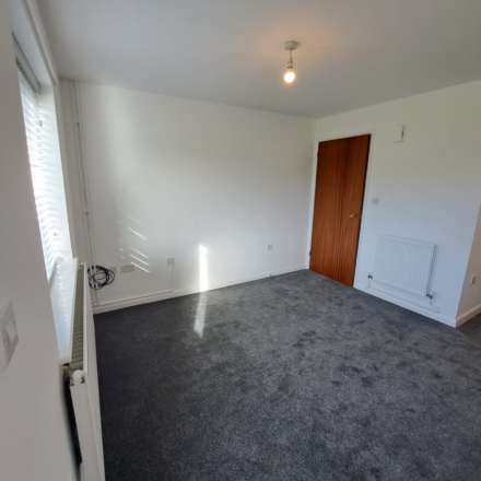 The Pines, Worksop, Nottinghamshire, Image 5