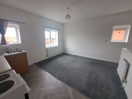 63 The Pines, Worksop, Nottinghamshire, Image 2