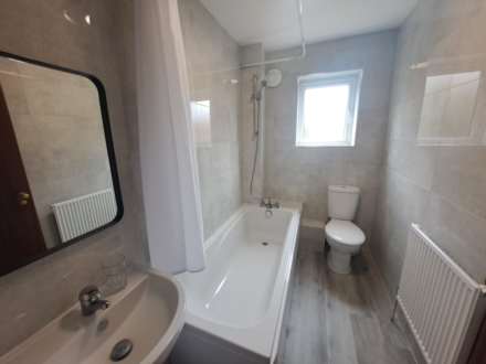 63 The Pines, Worksop, Nottinghamshire, Image 3