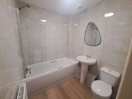 10 The Pines , Worksop, Nottinghamshire, Image 7