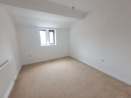 The Pines, Worksop, Nottinghamshire, Image 6