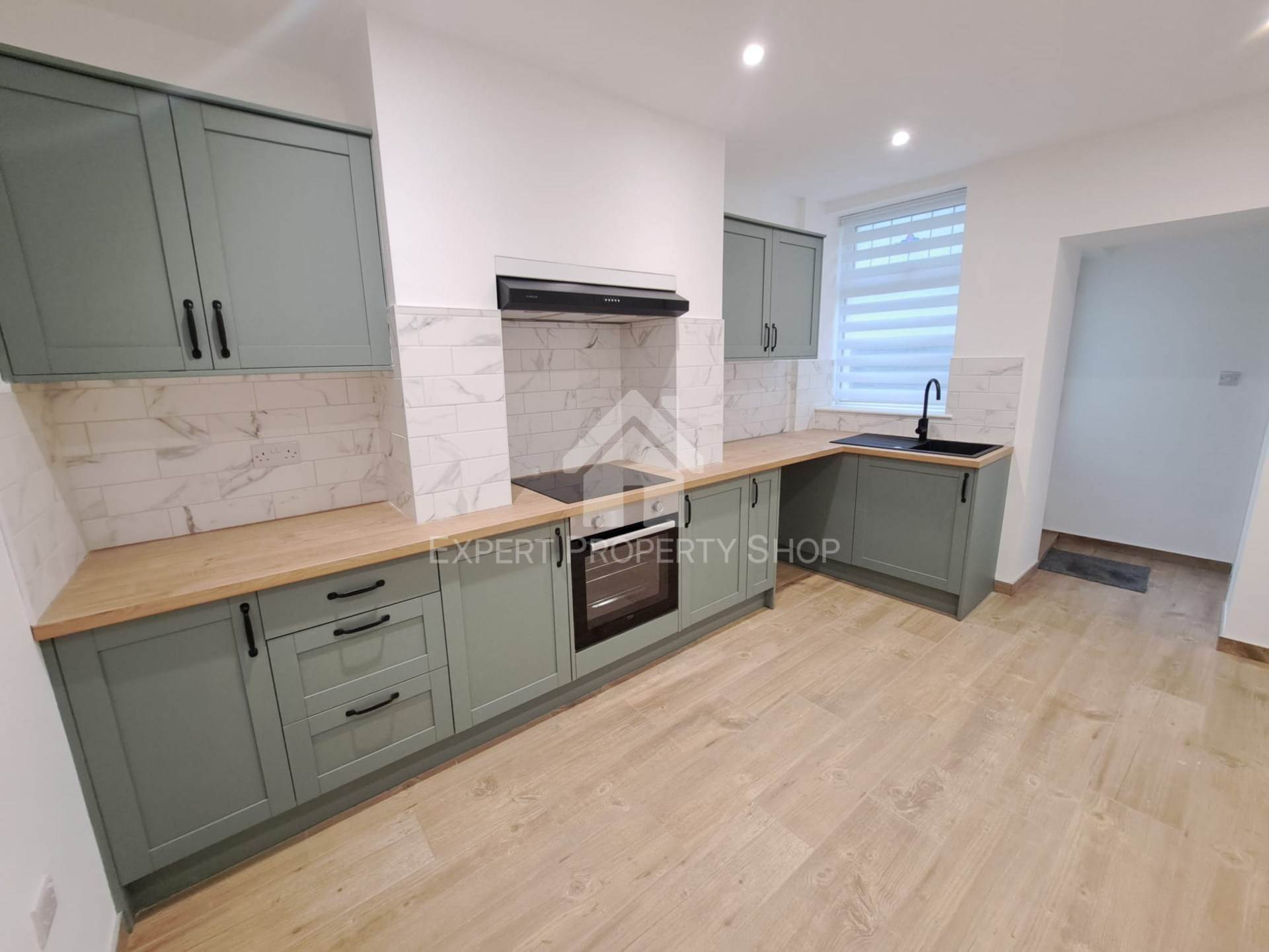 Cambria Terrace, Worksop, Nottinghamshire, Image 2