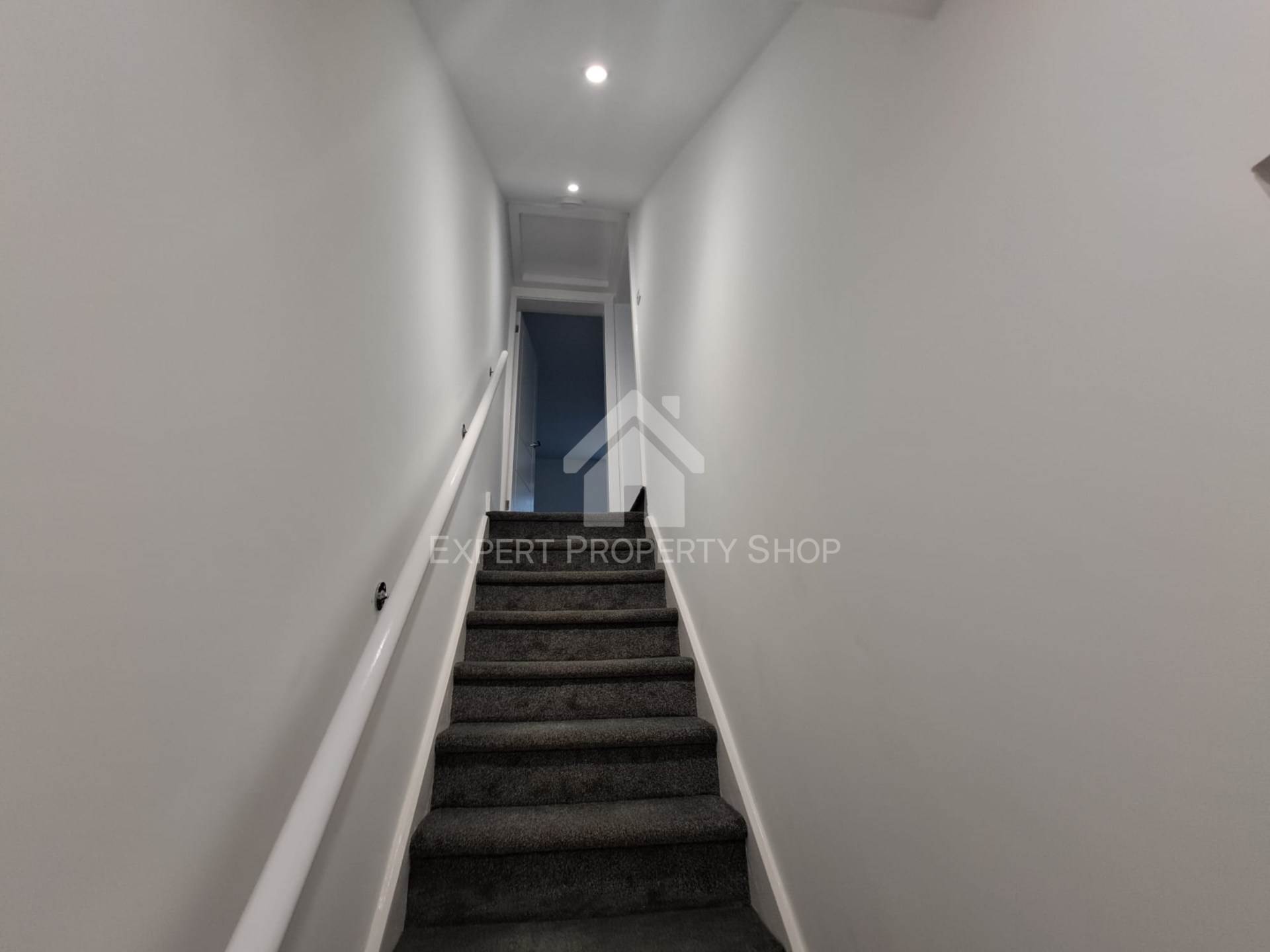 Cambria Terrace, Worksop, Nottinghamshire, Image 7