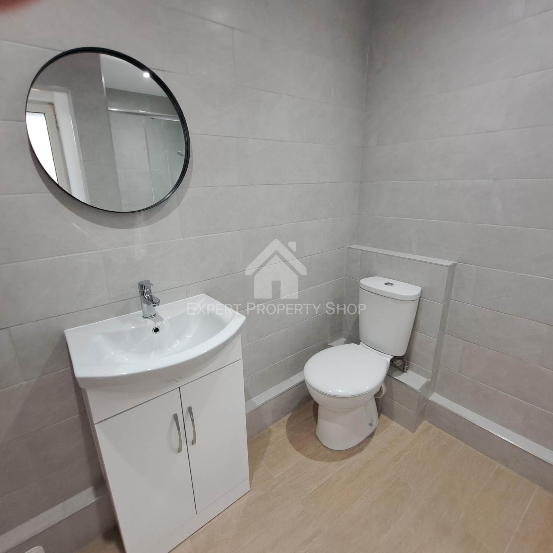 Cambria Terrace, Worksop, Nottinghamshire, Image 4
