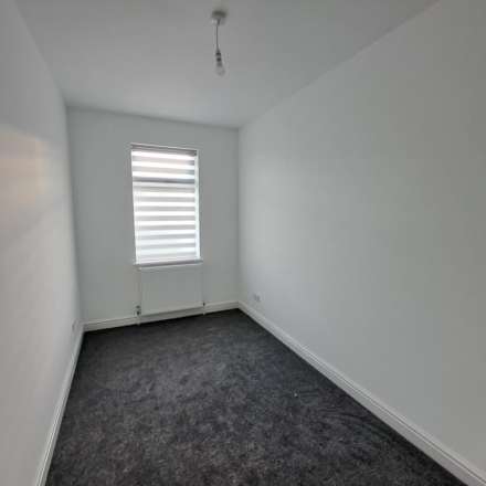 Victoria Road, Worksop, Nottinghamshire, Image 6