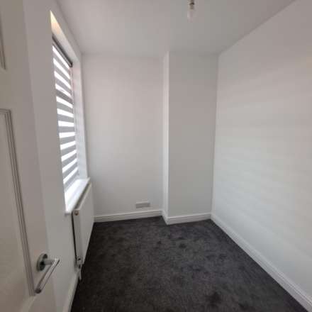 Victoria Road, Worksop, Nottinghamshire, Image 7