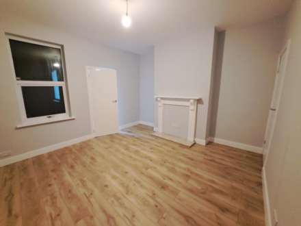 Eastgate, Worksop, Nottinghamshire, Image 3