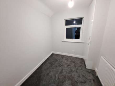 Eastgate, Worksop, Nottinghamshire, Image 8