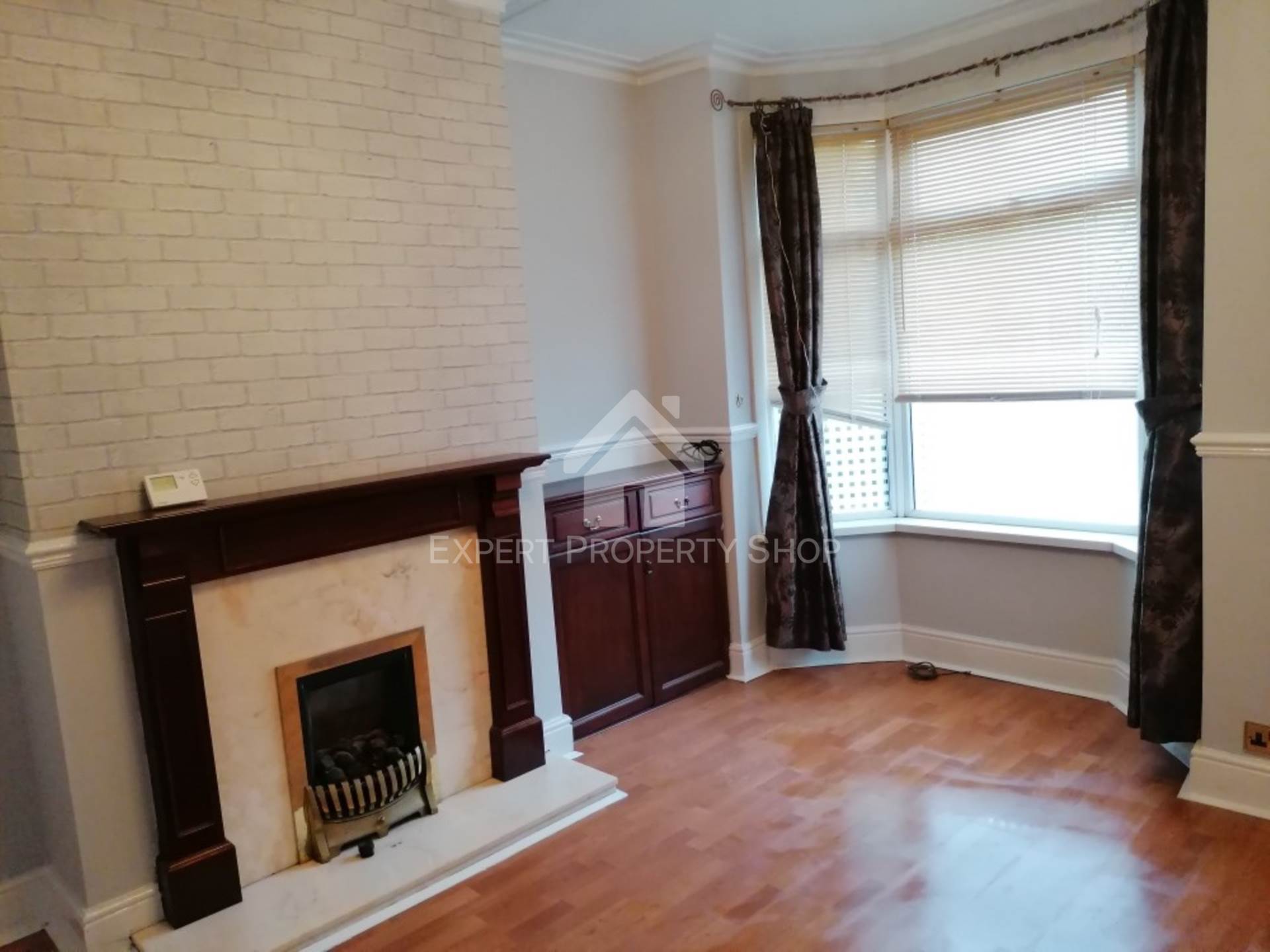 196 Gateford Road, Worksop, Image 2