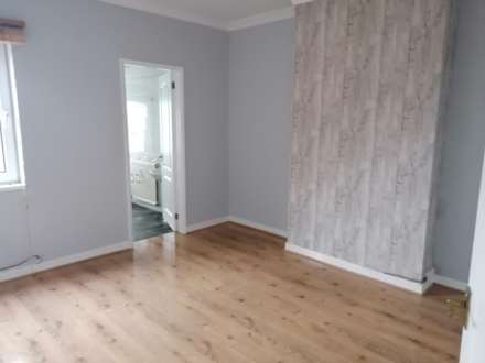 196 Gateford Road, Worksop, Image 3