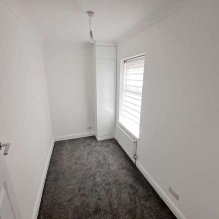 Victoria Road, Worksop, Nottinghamshire, Image 10