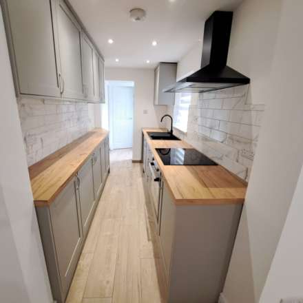 Victoria Road, Worksop, Nottinghamshire, Image 3