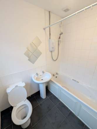 **AVAILABLE NOW**Cemetery Road. Worksop, Notts, Image 6