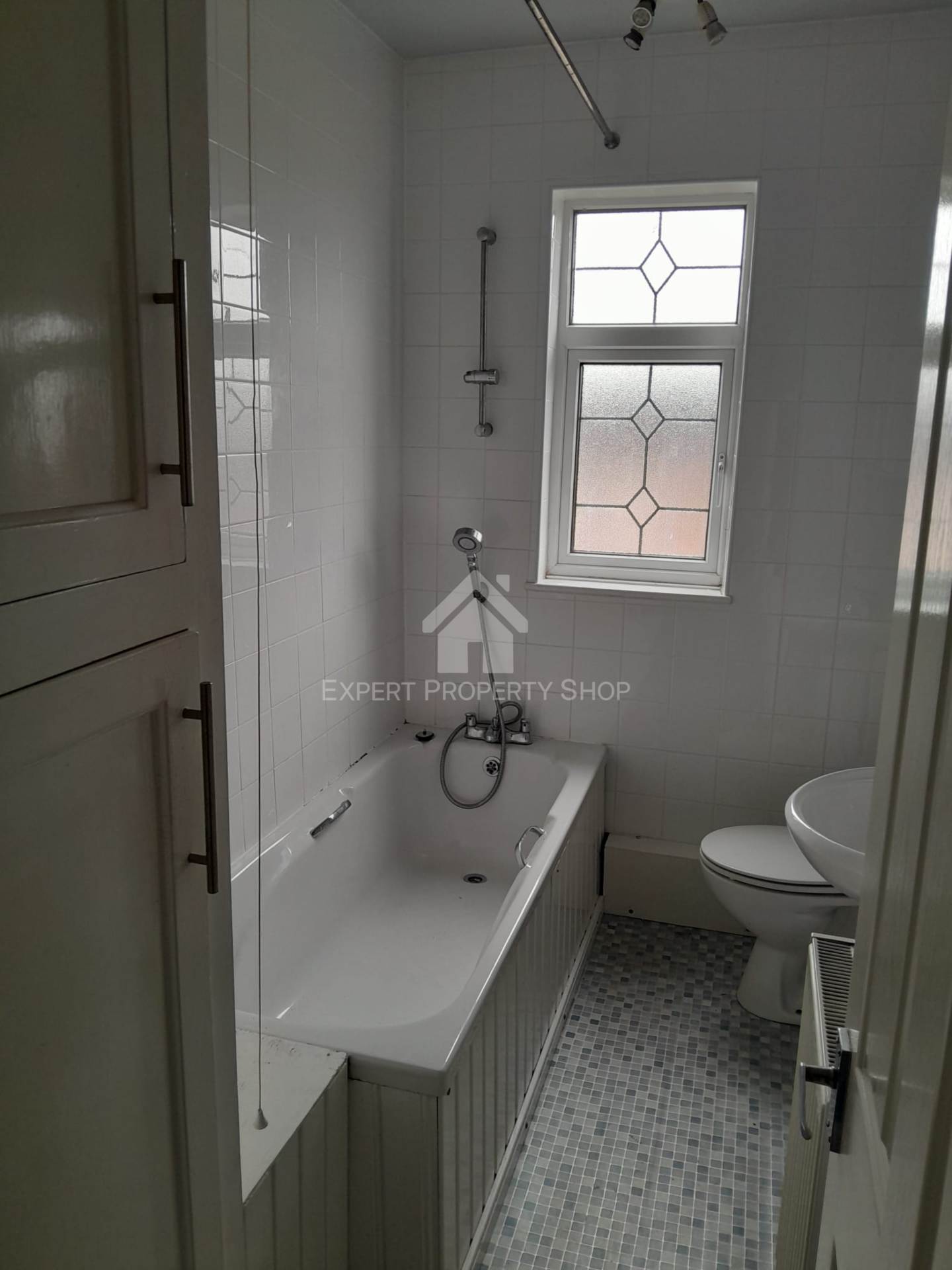 Wortley Avenue, Swinton, Image 6