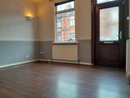 Wortley Avenue, Swinton, Image 4