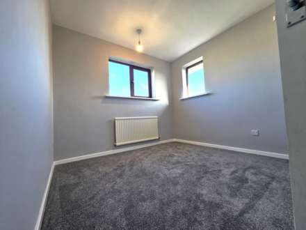 St Georges Avenue, Dunsville, Hatfield, Image 18