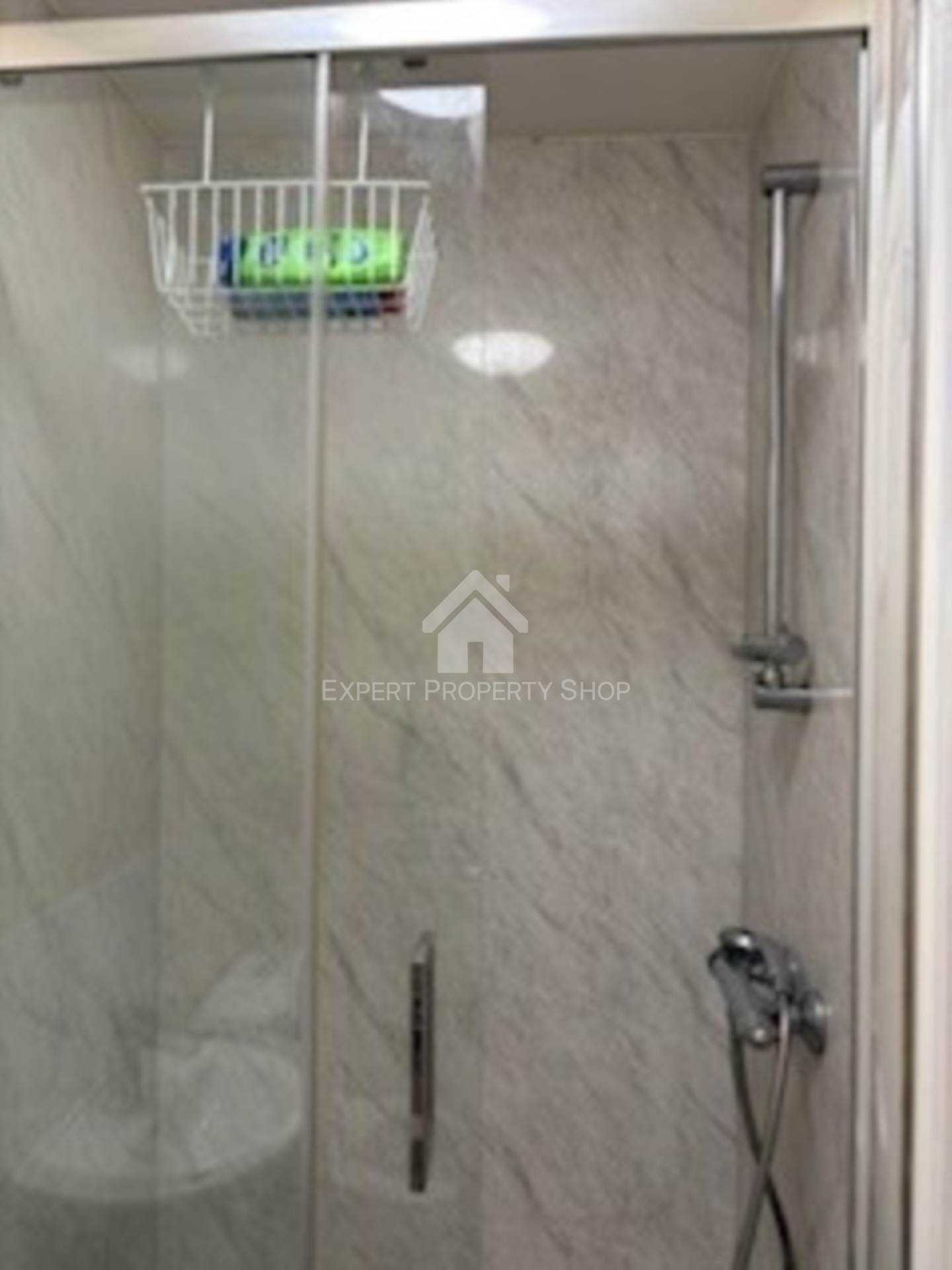 **EN-SUITE ROOM**Newgate Street, Worksop, Image 4